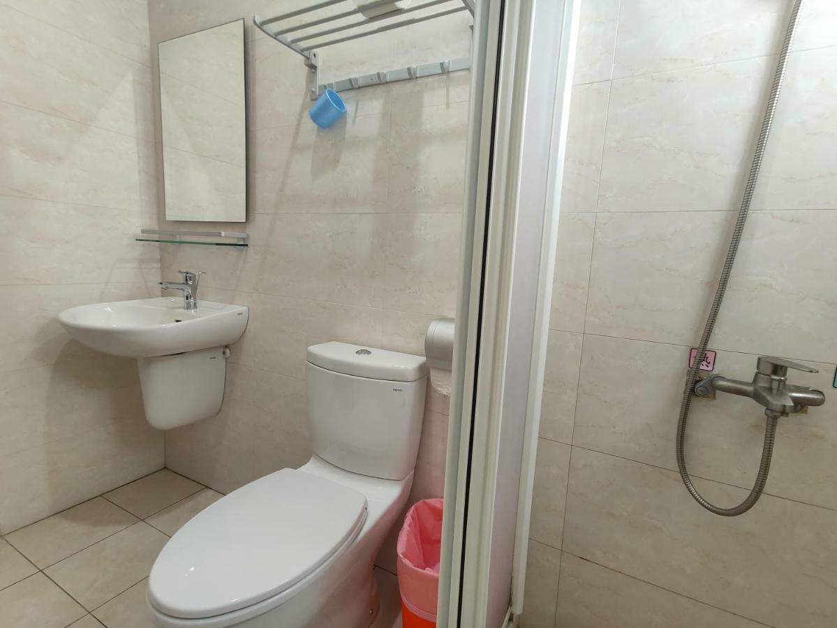 Feng Homestay Zhongpu Exteriör bild